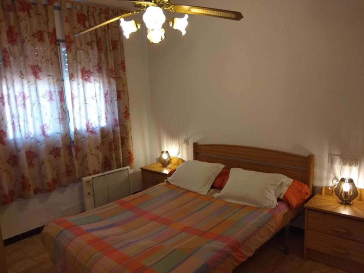 Apartamento Guillem Riumar Bagian luar foto